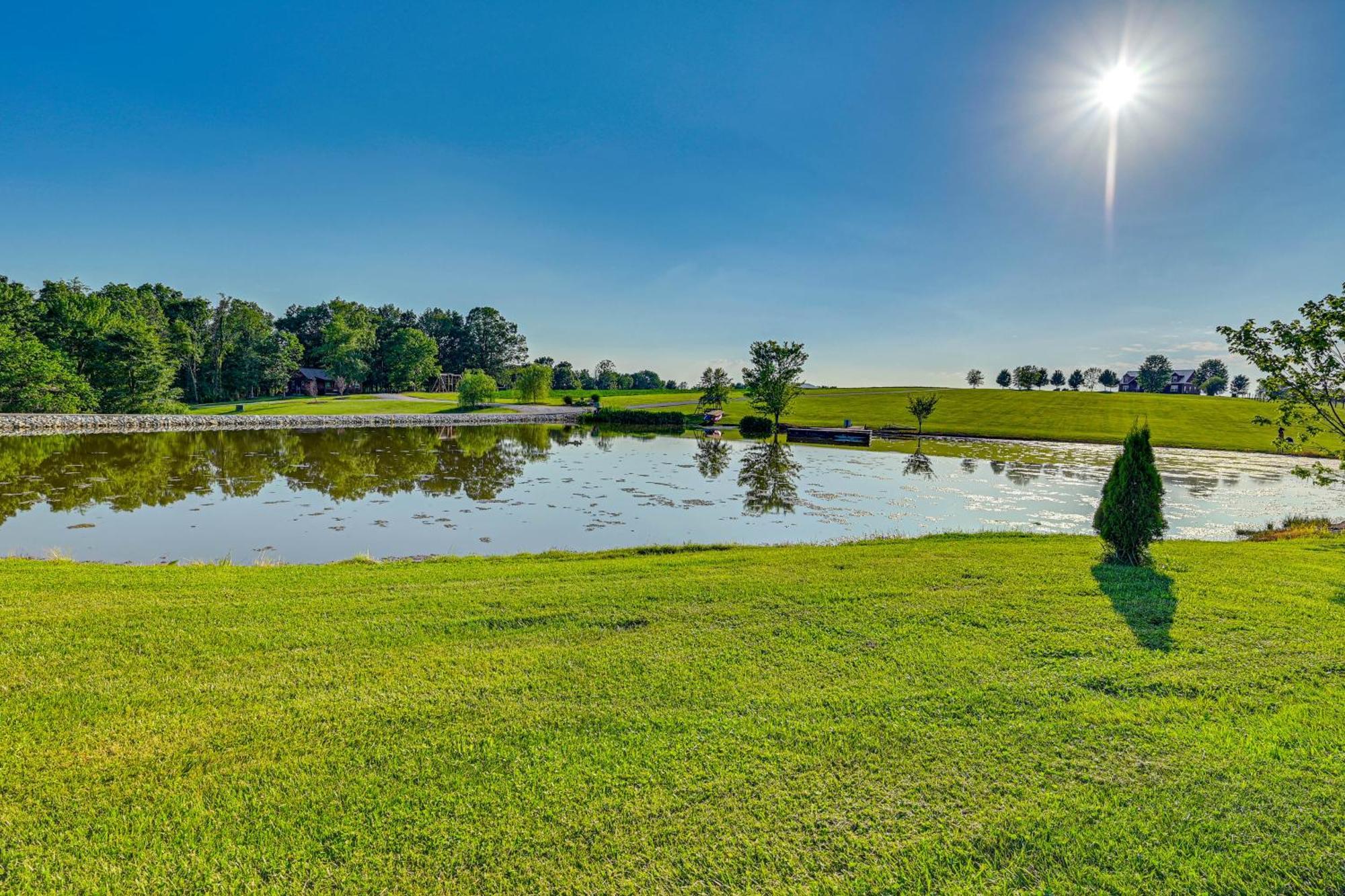 Almost Heaven Farmers Paradise On 50 Acres! Brownsville Exterior foto